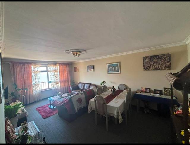 2 BEDROOM PROPERTY TO RENT IN SOUTH BEACH